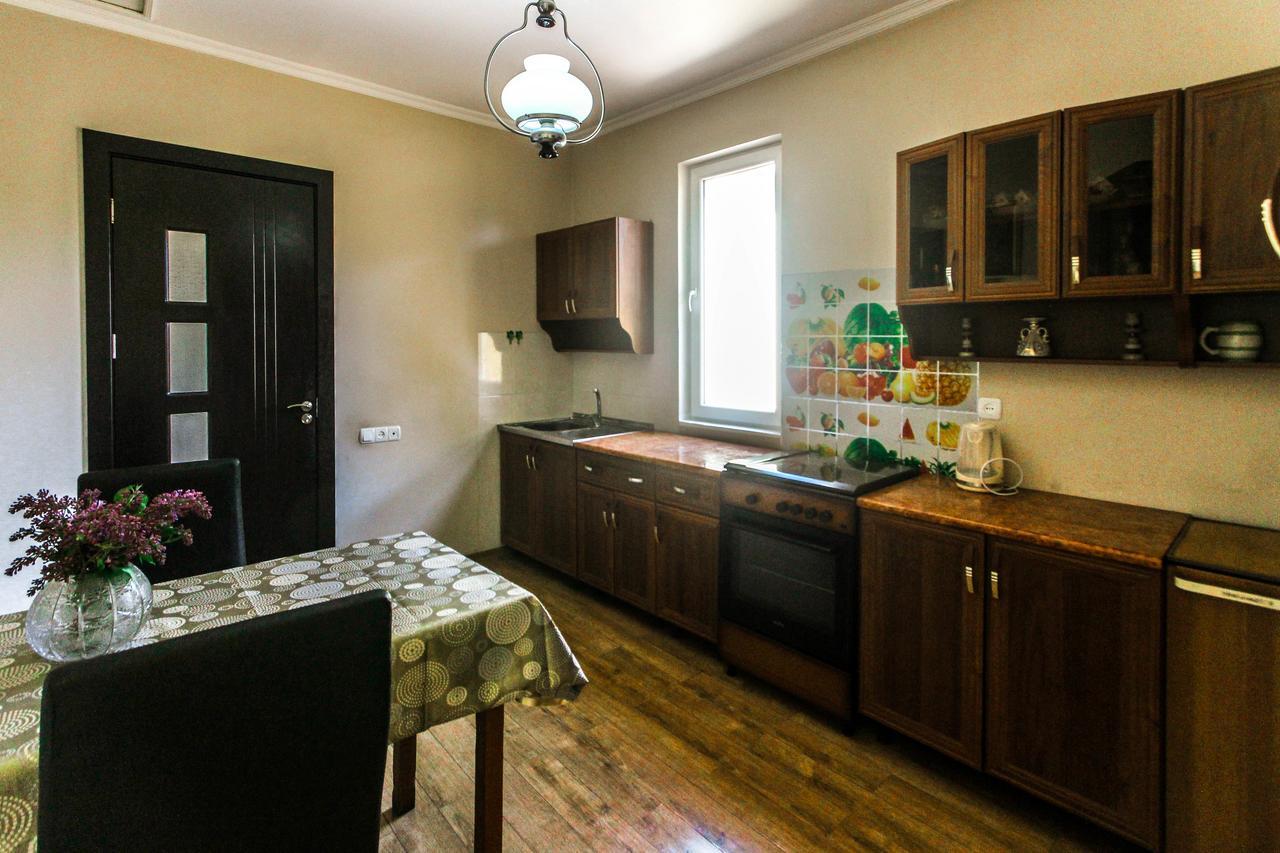 Apartment Gardens 44 تبليسي المظهر الخارجي الصورة